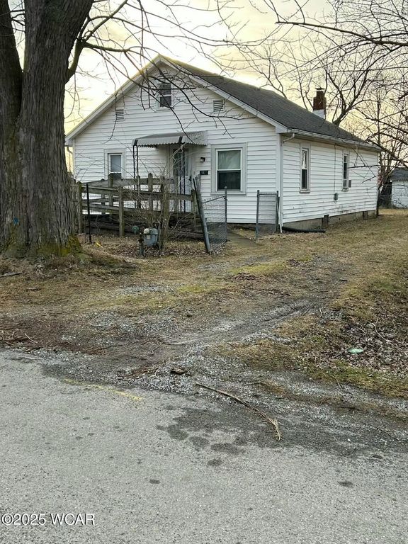 1907 N Elizabeth Street, Lima, OH 45801