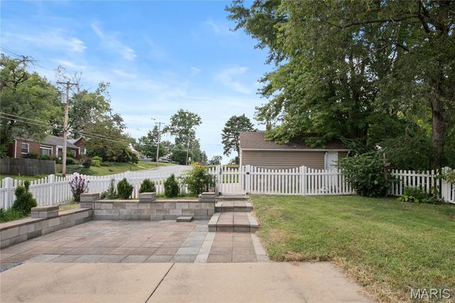 3601 Brown Road, St Louis, MO 63114