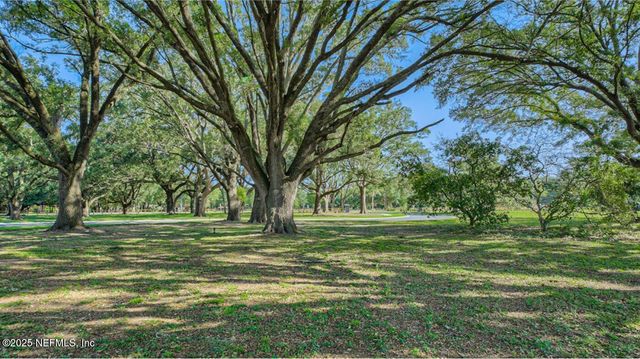 2998 ADELAIDE Road, Green Cove Springs, FL 32043