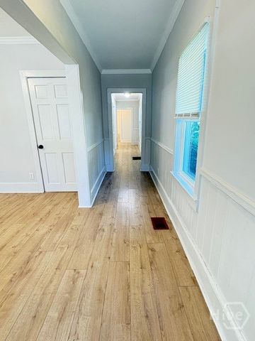 1709 Grove Street, Savannah, GA 31401