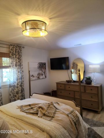 1 S Seas Court, Barnegat, NJ 08005