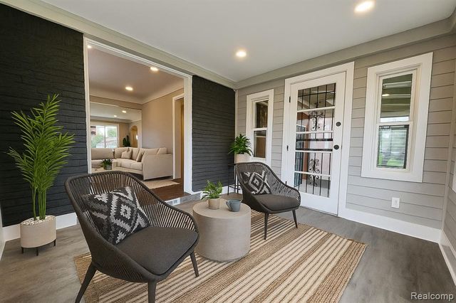 15705 Juliana Avenue, Eastpointe, MI 48021