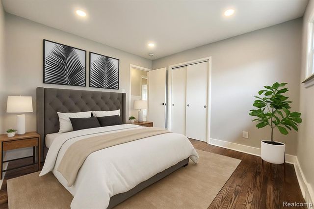 15705 Juliana Avenue, Eastpointe, MI 48021