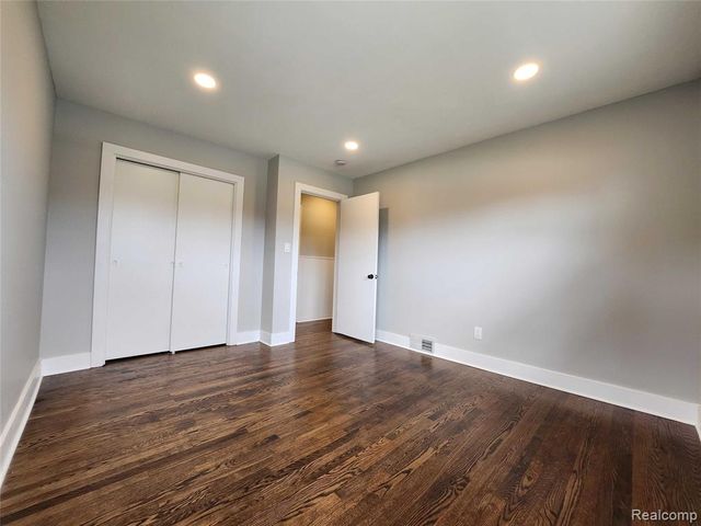 15705 Juliana Avenue, Eastpointe, MI 48021