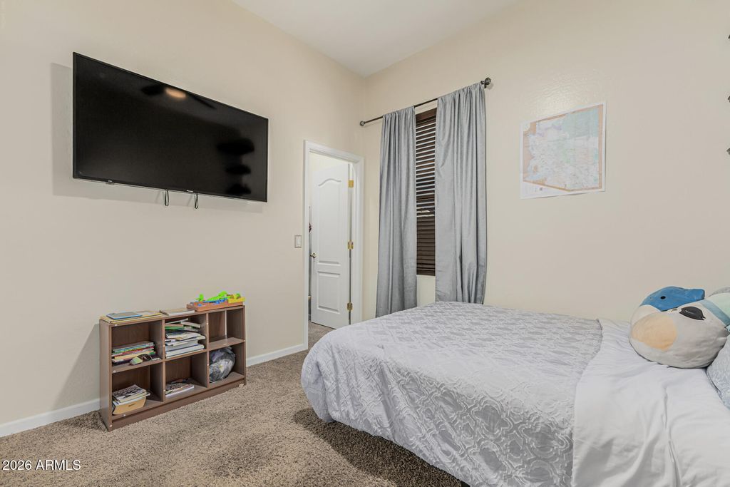 Image 28 of property listing at 2093 W GOLDMINE MOUNTAIN Drive, San Tan Valley, AZ 85144