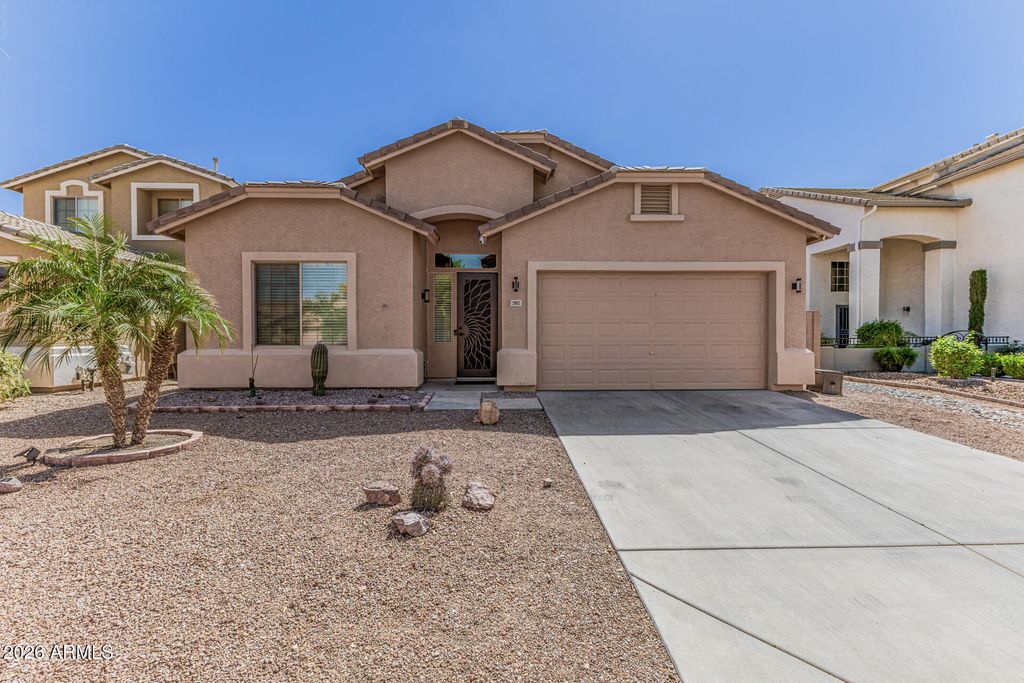 Image 3 of property listing at 2093 W GOLDMINE MOUNTAIN Drive, San Tan Valley, AZ 85144