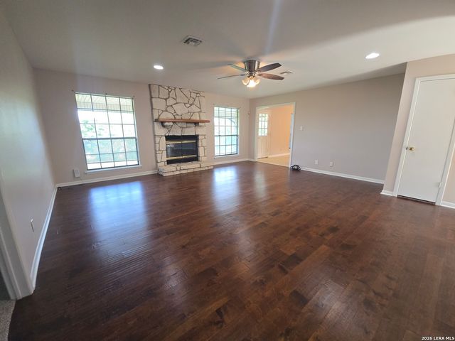 626 Solo St, San Antonio, TX 78260