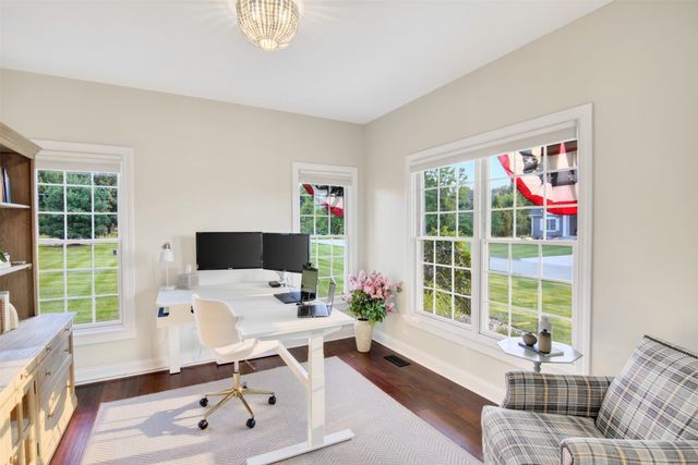 8435 NW 31st Court, Ankeny, IA 50023