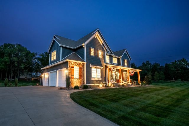 8435 NW 31st Court, Ankeny, IA 50023