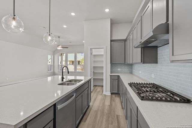 12515 Sylvanite, San Antonio, TX 78254