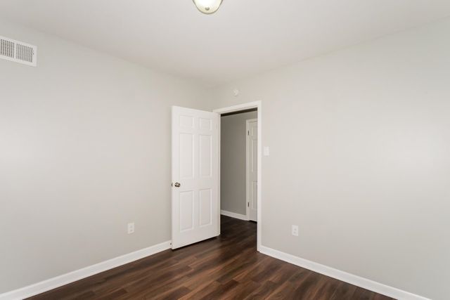 6038 HADDINGTON DR, Memphis, TN 38119