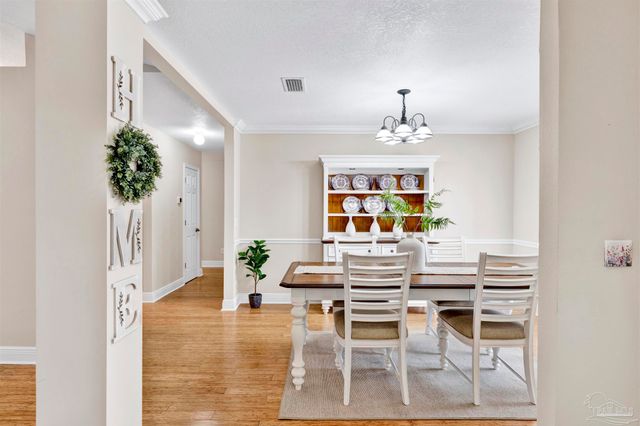 522 Shiloh Dr, Pensacola, FL 32503