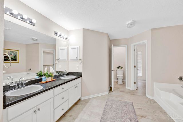 522 Shiloh Dr, Pensacola, FL 32503