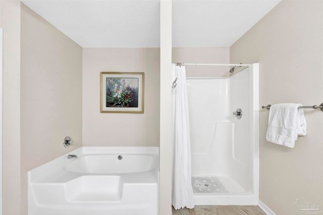 522 Shiloh Dr, Pensacola, FL 32503