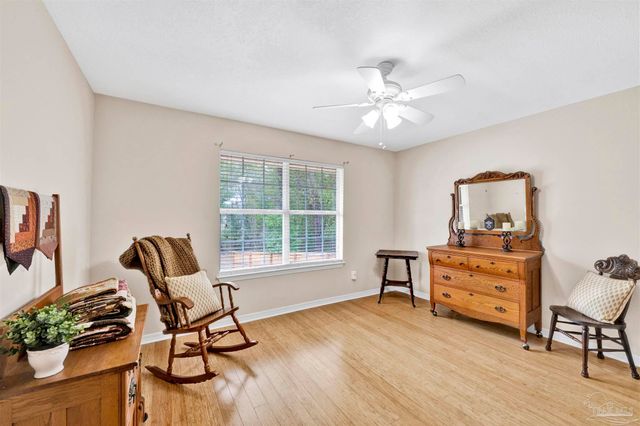 522 Shiloh Dr, Pensacola, FL 32503