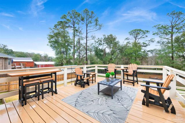 522 Shiloh Dr, Pensacola, FL 32503