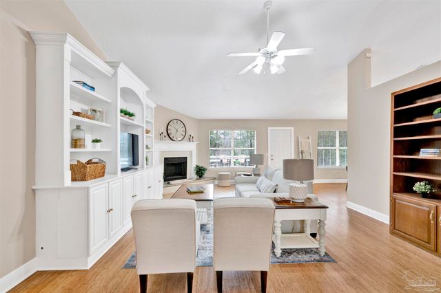 522 Shiloh Dr, Pensacola, FL 32503