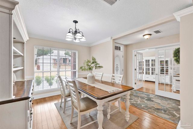 522 Shiloh Dr, Pensacola, FL 32503