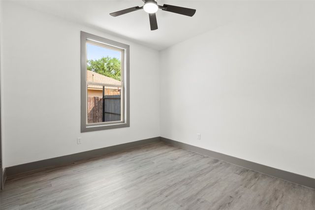 715 Ezekial Avenue, Dallas, TX 75217