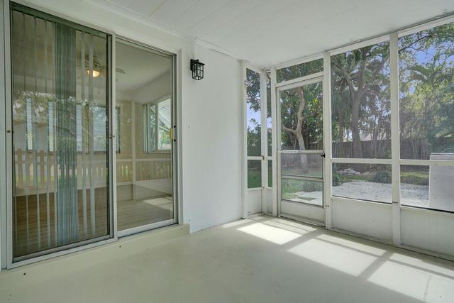 1506 Cleveland Street, Hollywood, FL 33020