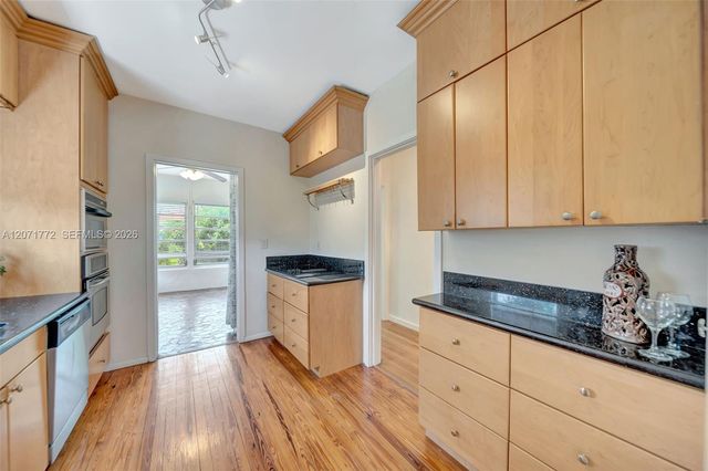 3431 SW 25th Street, Miami, FL 33133
