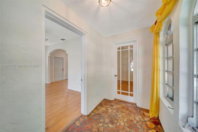 3431 SW 25th Street, Miami, FL 33133
