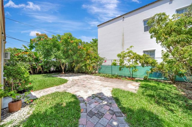 3431 SW 25th Street, Miami, FL 33133