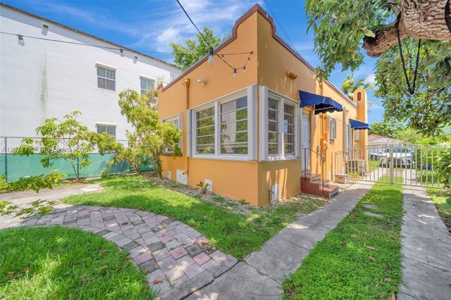 3431 SW 25th Street, Miami, FL 33133