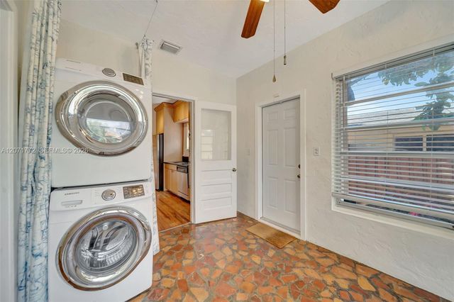 3431 SW 25th Street, Miami, FL 33133