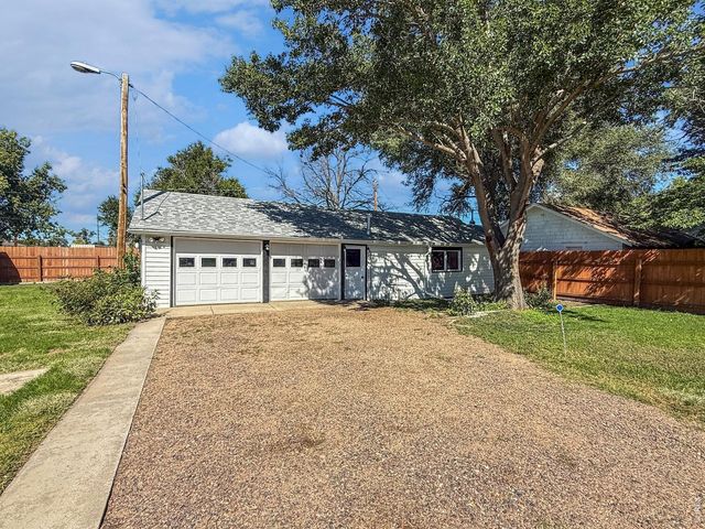 220 Clark St, Sterling, CO 80751