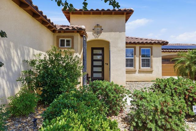 13502 Tuscany Villas Drive, Bakersfield, CA 93306