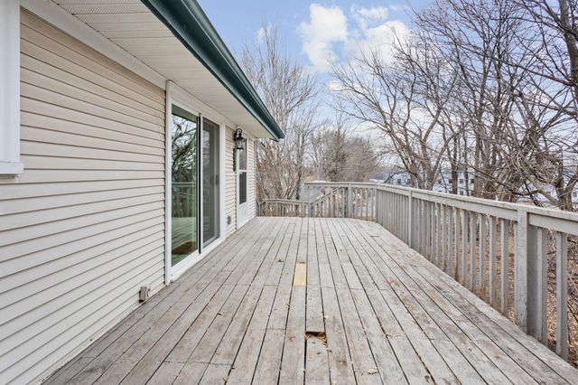 2732 Shenandoah Lane N, Plymouth, MN 55447