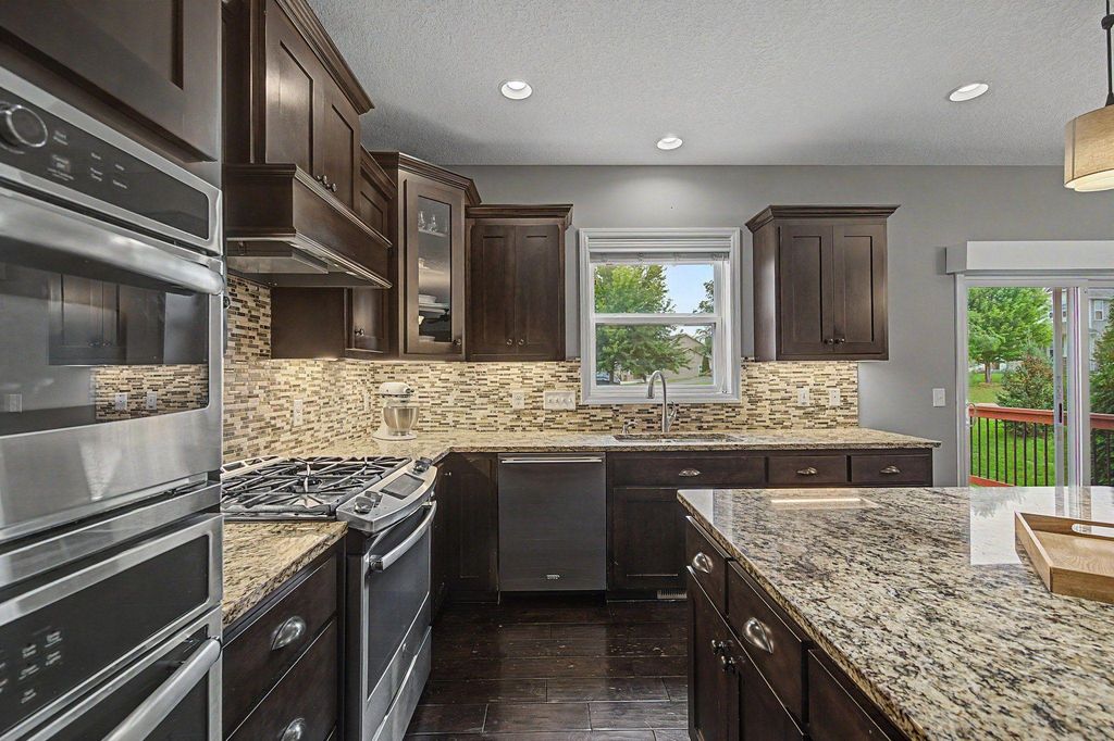 16535 Eventide Way, Lakeville, MN 55044 — photo 5