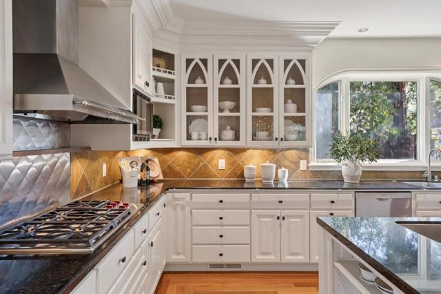 941 Berry Avenue, Los Altos, CA 94024