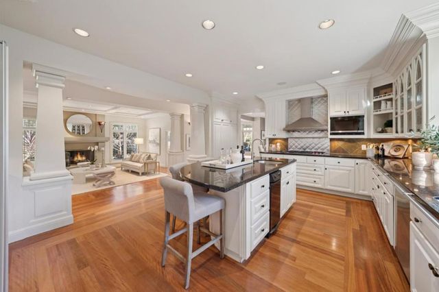 941 Berry Avenue, Los Altos, CA 94024