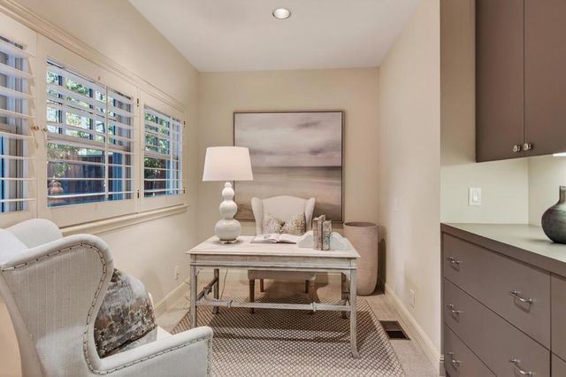 941 Berry Avenue, Los Altos, CA 94024