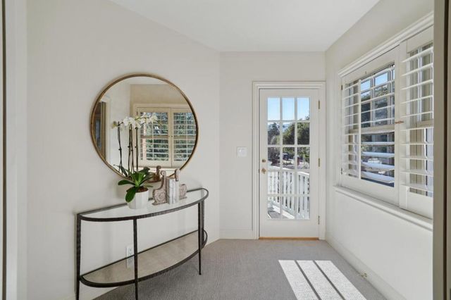 941 Berry Avenue, Los Altos, CA 94024