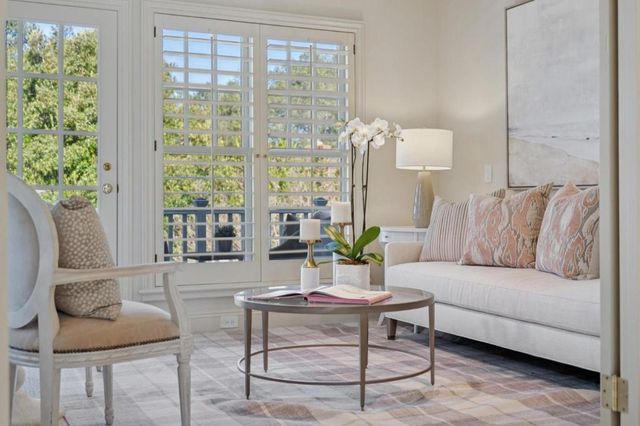 941 Berry Avenue, Los Altos, CA 94024