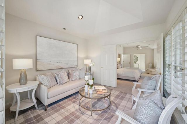 941 Berry Avenue, Los Altos, CA 94024