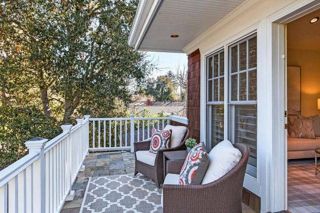 941 Berry Avenue, Los Altos, CA 94024