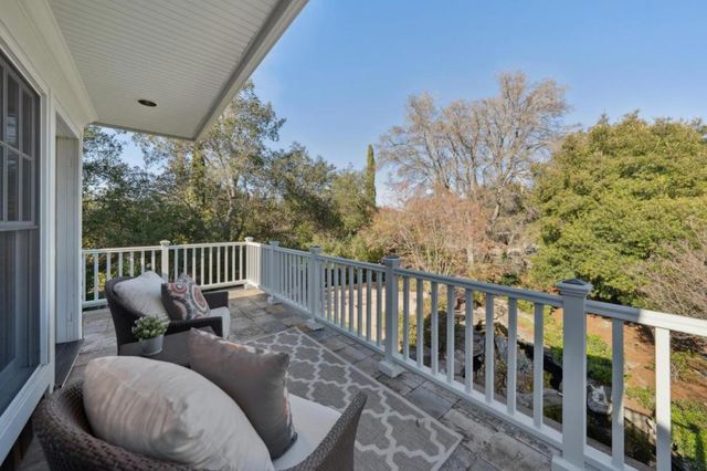 941 Berry Avenue, Los Altos, CA 94024