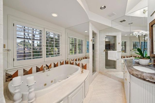 941 Berry Avenue, Los Altos, CA 94024