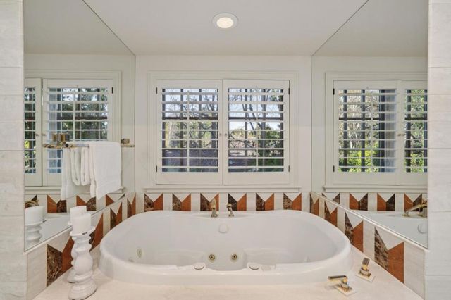 941 Berry Avenue, Los Altos, CA 94024