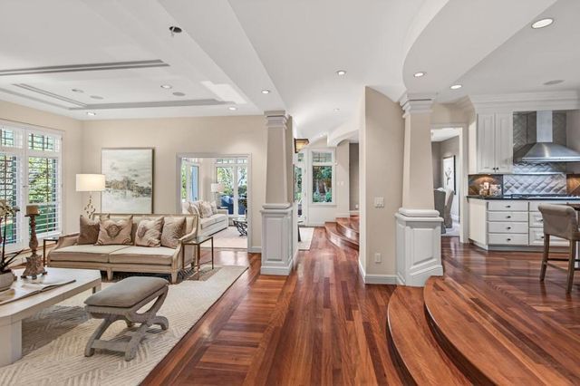 941 Berry Avenue, Los Altos, CA 94024