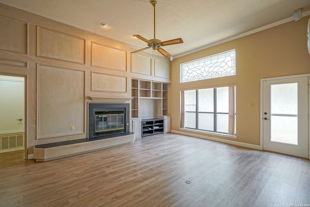 3411 Wellsprings Dr, San Antonio, TX 78230