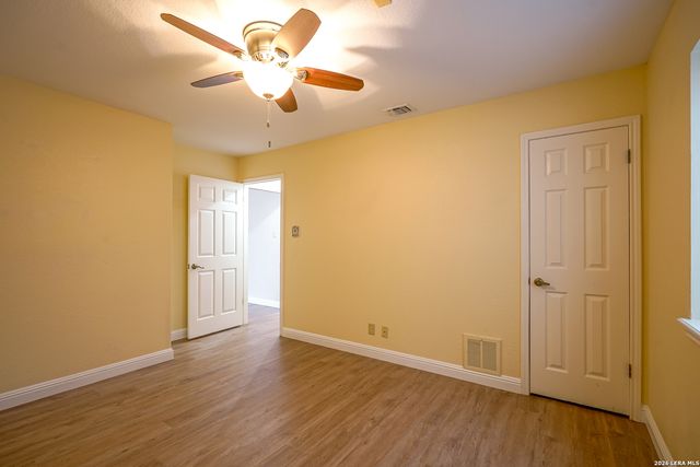 3411 Wellsprings Dr, San Antonio, TX 78230