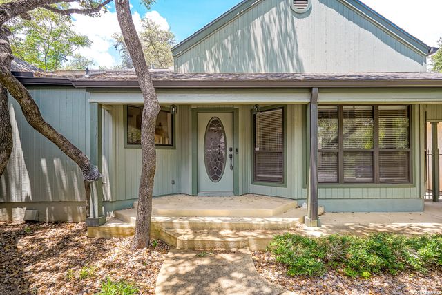 3411 Wellsprings Dr, San Antonio, TX 78230