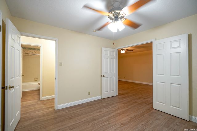 3411 Wellsprings Dr, San Antonio, TX 78230