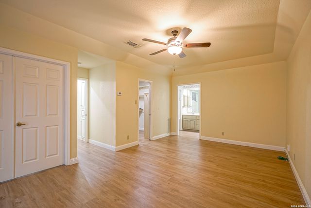 3411 Wellsprings Dr, San Antonio, TX 78230