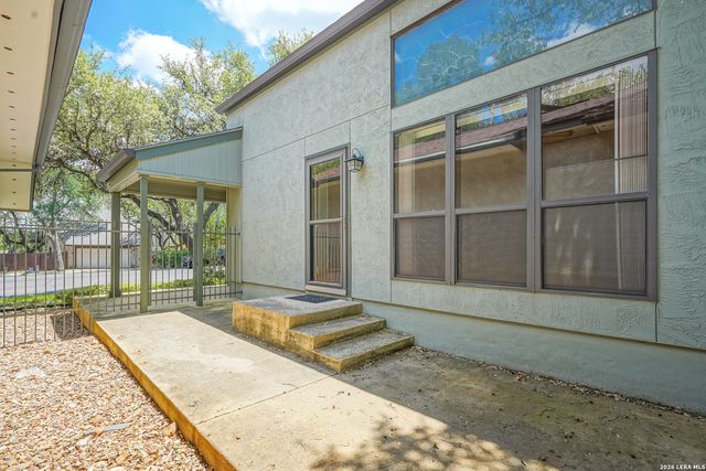 3411 Wellsprings Dr, San Antonio, TX 78230